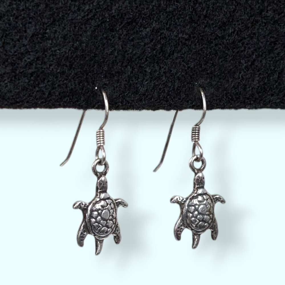 V. Glenn Sandoval Sterling Navajo Turtle Earrings - Picture 2 of 5